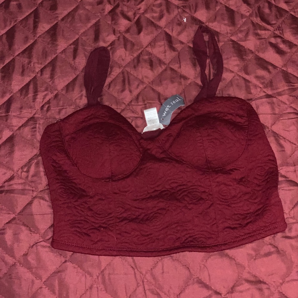 Crop top